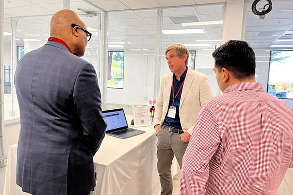 EmPOWERED to Serve Bay Area Business Accelerator 2022 finale event