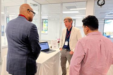 EmPOWERED to Serve Bay Area Business Accelerator 2022 finale event